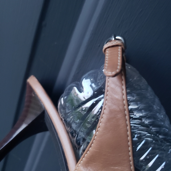 Circa Joan and David heels - Picture 7 of 7